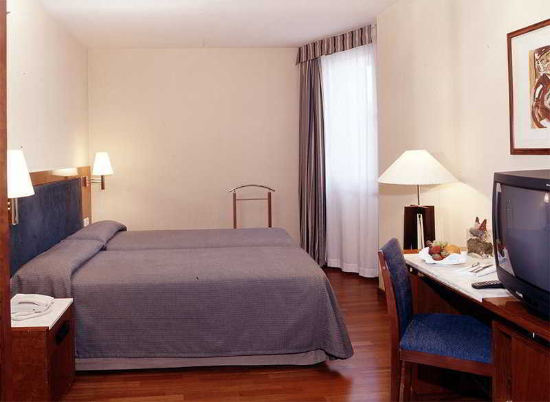 Hotel Pedralbes Барселона Екстер'єр фото