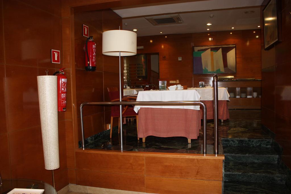 Hotel Pedralbes Барселона Екстер'єр фото